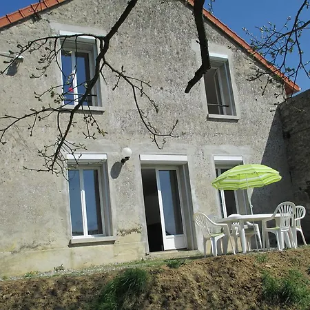 Grand A La Ferme Du Charmois *